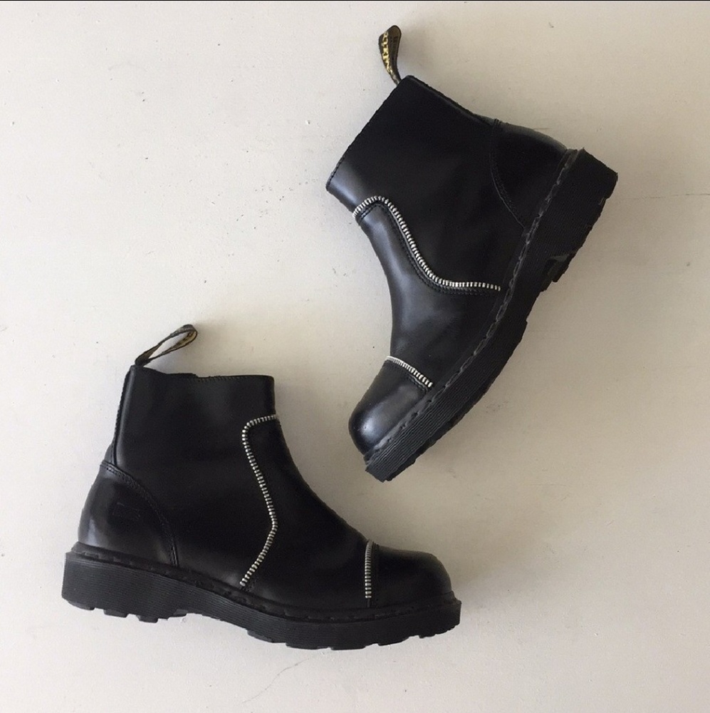 Doc Martins: combat boots